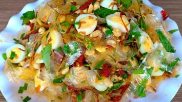 Địa chỉ bán bánh tráng trộn đông khách nhất TP. Nha Trang, Khánh Hòa