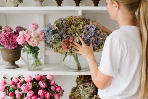 Cửa hàng hoa tươi đẹp nhất quận Long Biên, Hà Nội