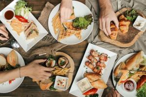 Quán ăn vặt ngon bạn nên ghé qua khi đến thăm Hà Nội