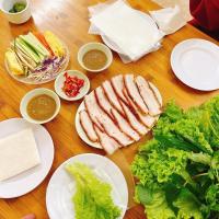 Quán bánh tráng cuốn thịt heo ngon nhất TP. Vinh, Nghệ An