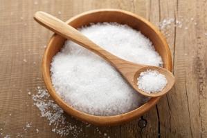 Cách hay làm sạch bàn ủi hơi nước nhanh nhất
