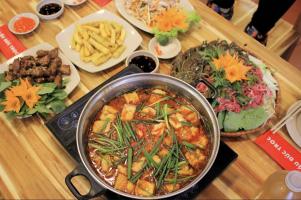 Địa điểm lẩu đêm Hà Nội ngon bổ rẻ